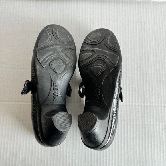 Naot Trendy Mary Janes Shoes Heeled Black Gloss Lace Comb Leather US 7 EUR 38 - Picture 14 of 16